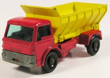 MATCHBOX 70 FORD GRIT SPREADER