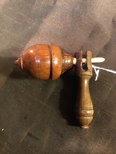 Antique c1850 coquilla - antique, nut