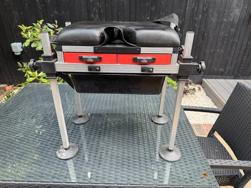 Seat tackle box with legs - seat/tackle,