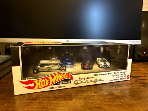 Hot wheels premium jay - hot, leno's