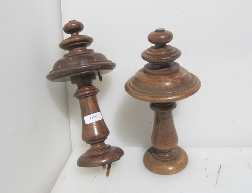 Victorian wooden finials tie - wooden,