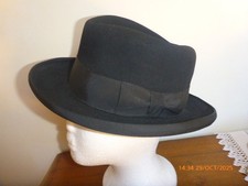 Vintage Men’s black wool Fedora Trilby Hat UK S 53cm  Dunn & Co Retro