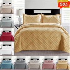 Embossed quilted bedspread bed - quilted,