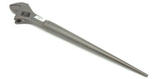Klein Tools 3239 16" Adjustable Spud Wrench 1 1/2"