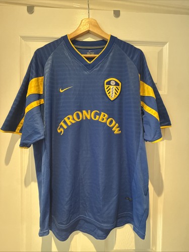 Leeds united third - leeds,