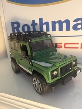 Bruder Land Rover Defender