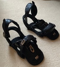 Burton medium snowboard bindings good condition, lifetime baseplate warranty