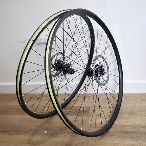 700c gravel disc brake 12mm - 700c,