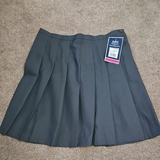 Beau Brummel Designer Pleated