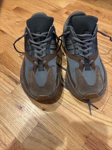 Adidas yeezy boost 700 - adidas,