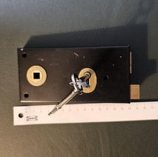 Vintage Rim Lock with Two Keys