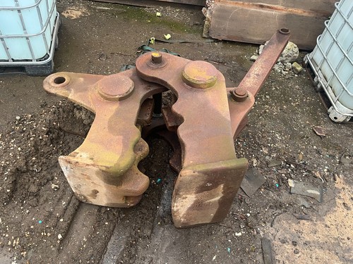 Concrete crusher muncher jcb - concrete,