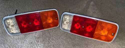 Mercedes rear light - lt,