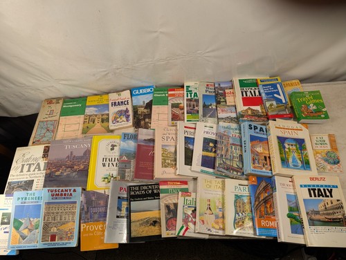 Book travel guide bundle - 35+,