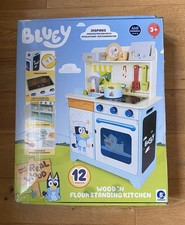 Bluey Wooden 12 Piece