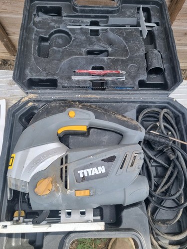 Titan ttb285jsw 240v jigsaw - titan,