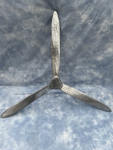 Aircraft propellor wall - propellor,