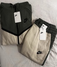 Nike Green Tech Fleece