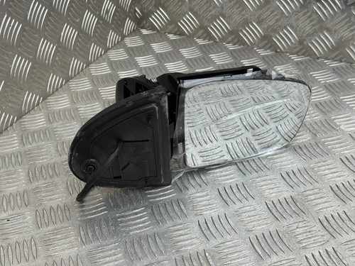Mercedes w163 05 wing - ml,