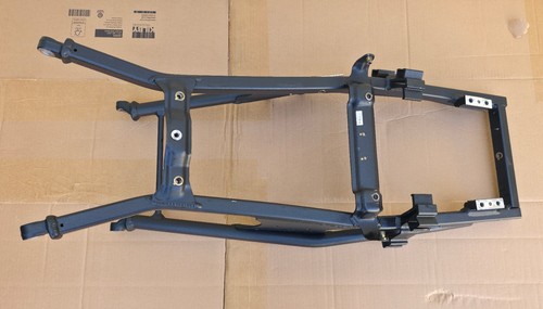 Triumph daytona 955i rear - triumph,