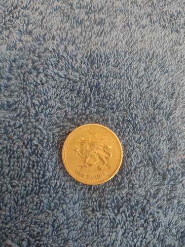Welsh dragon one - £1, pound