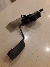 FOR SUBARU FORESTER SG5 SG9 EJ255 2.5 THROTTLE PEDAL ACCELERATOR 36010SA030 DEN