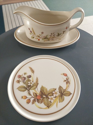 Vintage harvest ceramic - m&s,
