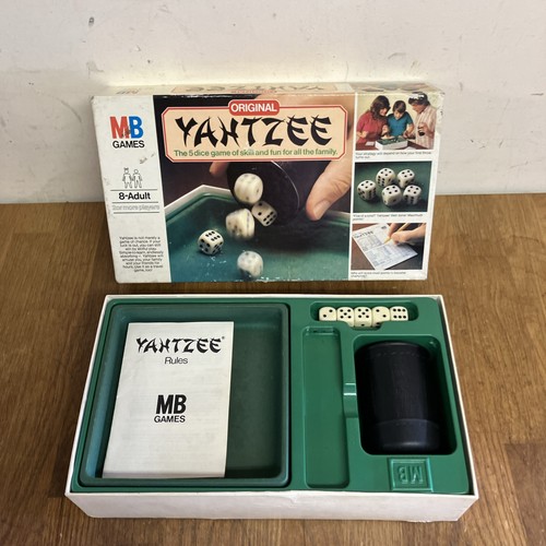 Yahtzee vintage 1982 dice - 1982,