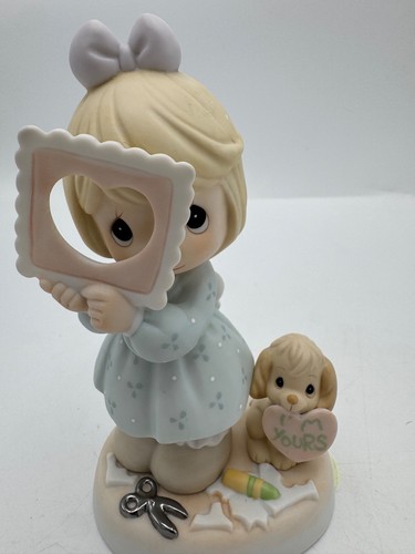 Precious moments figurine - moments,