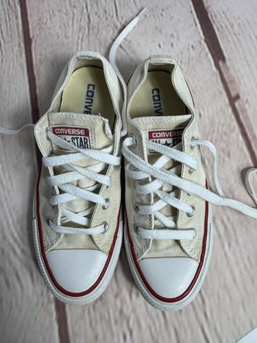 Converse women size 5 - women’s,
