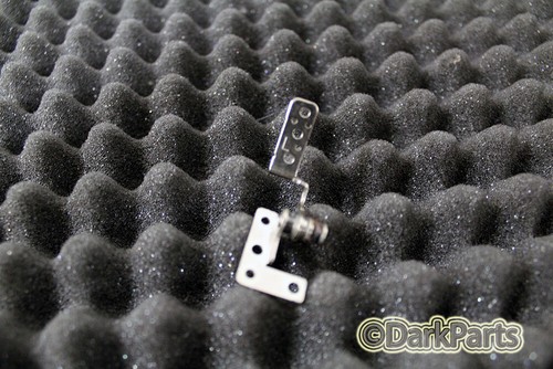 Samsung nc10 laptop left hinge - nc10,