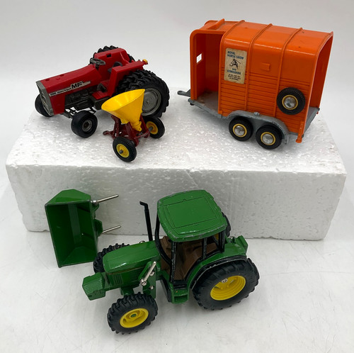 Britains tractor beaufort - britains, &