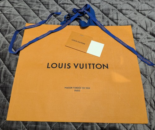 Louise vuitton paper shopping - louise,