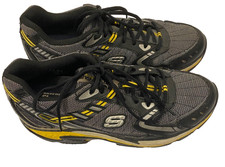 SKECHERS Shape Ups