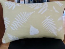 Vanessa Arbuthnott - 24 x