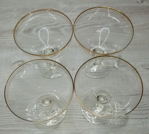 Retro mid century gold - mid,