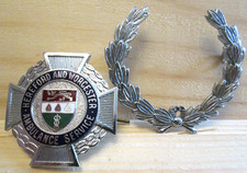 HEREFORDSHIRE & WORCESTER AMBULANCE SERVICE Vintage Cap Badge  (2)