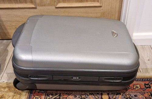 Samsonite hard shell suitcase - samsonite,