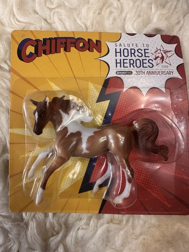 Breyer model horse collectible - model,