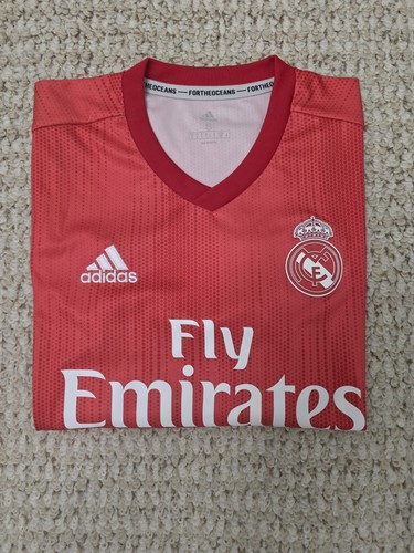 Real madrid shirt - shirt, medium