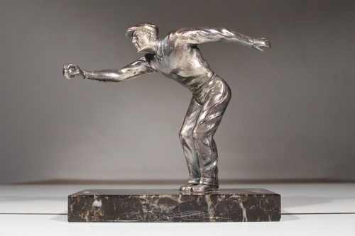 Art deco petanque boule player - deco,