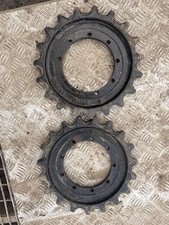 takeuchi tb016 sprockets