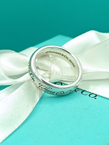 Tiffany silve script - tiffany, &