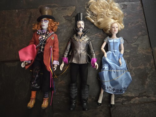 Alice through the looking - alice,
