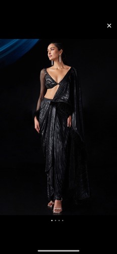 Black pleated lycra net - &,