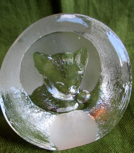 Glass paperweight decoration - paperweight,