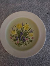 Watersmeet Studio Countryside in Relief Ken Norris Daffodil & Crocus 5" Plaque