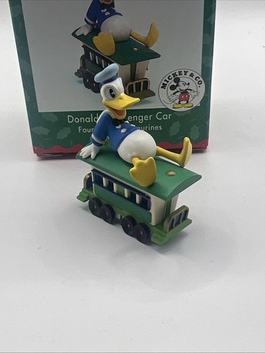 Donald passenger car merry - donald’s,