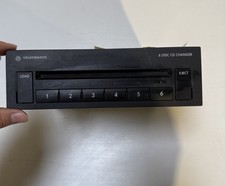 VOLKSWAGEN VW PASSAT 2011  CD CHANGER 3C0035110A