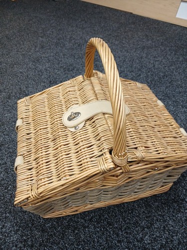 Full set picnic basket - set,